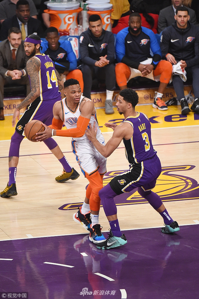 教练组对他 教练组对他