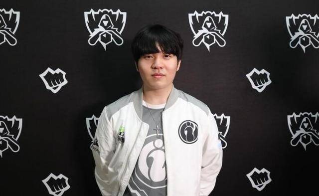 相似的故事 相似的故事