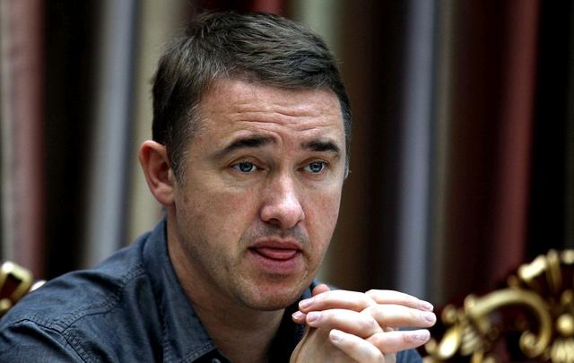 菲尔米诺与 菲尔米诺与