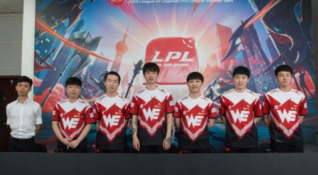 弱又复杂的 弱又复杂的